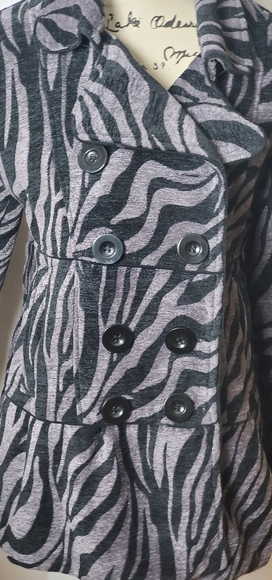 Dressy Coat - Picture 6 of 8